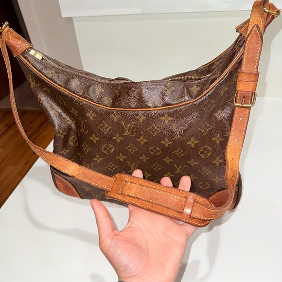 Louis Vuitton Monogram Canvas Boulogne Shoulder Bag - Picture 12 of 13
